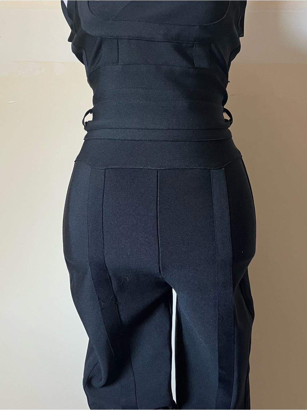 Bella Barnett Black Bandage Jumpsuit Sculpting Fit w/ Ankle Zippers size Medium - Picture 9 of 13